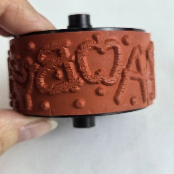 Stampin Around Rollagraph Handle and 10 Assorted Stamps to Fit - Picture 11 of 16